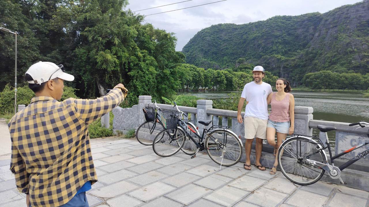 Ninh Binh Bike Tours – Discover Vietnam’s Natural Beauty by Bicycle
